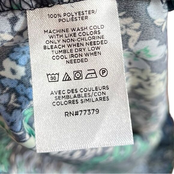 NWT Ann Taylor Floral Flutter Sleeve Dress, Size XS - Picture 8 of 8